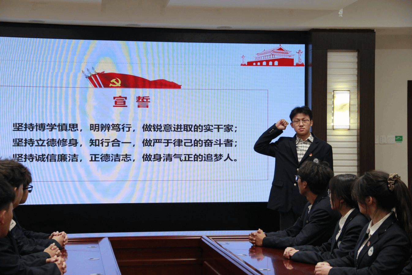 说明: C:\Users\Administrator\Desktop\1.png